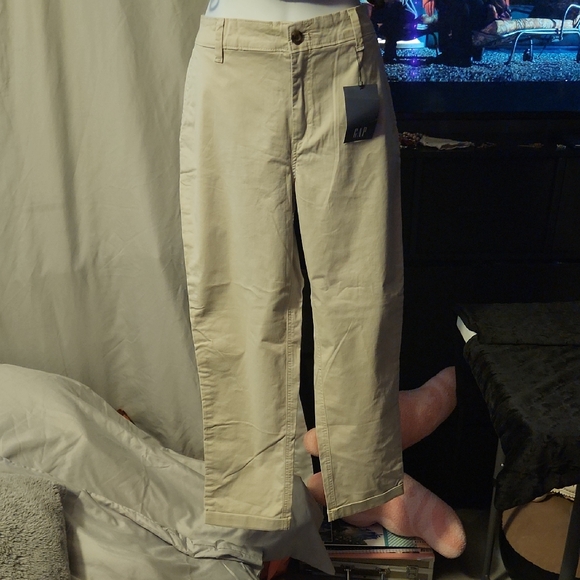 GAP Men's Khaki Chinos - Picture 1 of 6